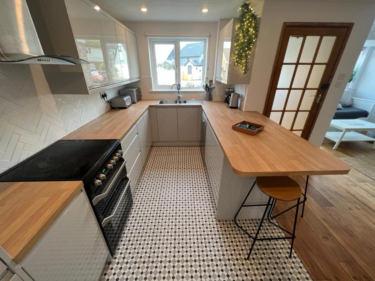1Min Walk To Beach- Happy Waves- Family Home Camber Exteriör bild